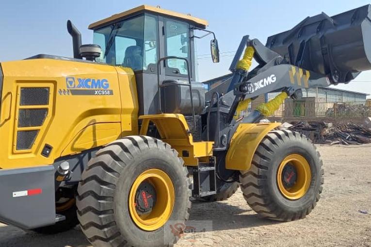 لودر XCMG XC958